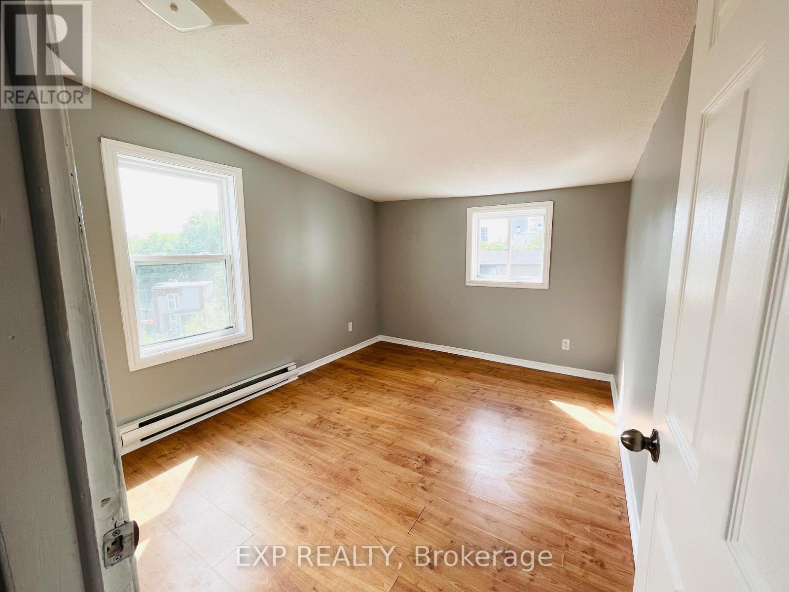 Photo 13 of 23 Lowrey Street, Ottawa ON
