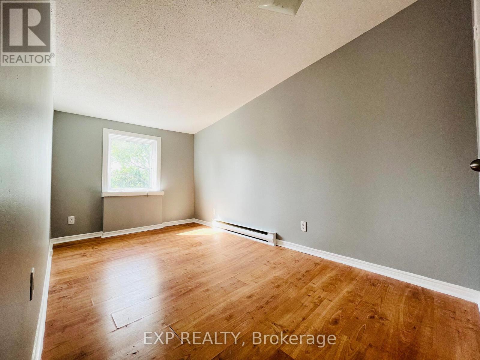 Photo 17 of 23 Lowrey Street, Ottawa ON