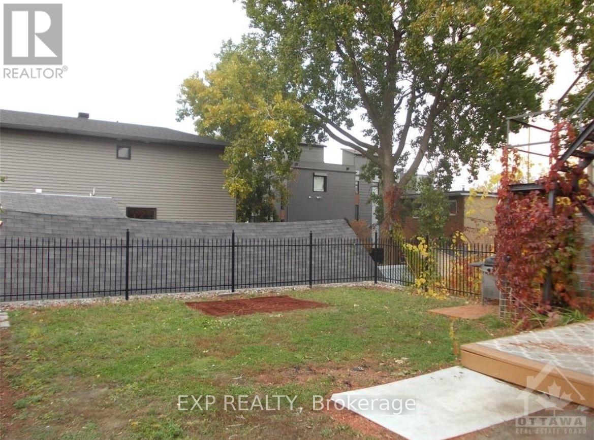 Photo 31 of 23 Lowrey Street, Ottawa ON