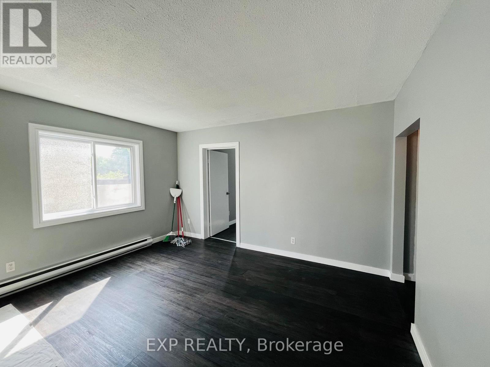 Photo 5 of 23 Lowrey Street, Ottawa ON