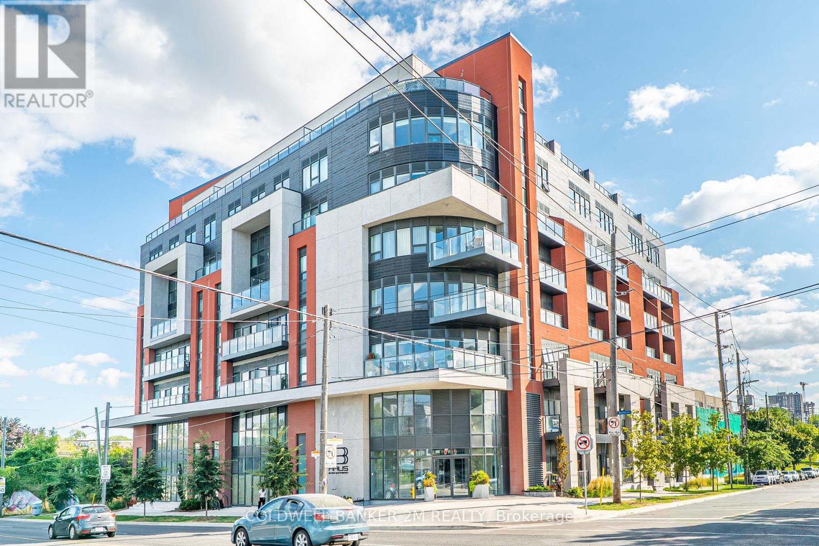 Photo 1 of 817 2433 Dufferin Street, Toronto ON