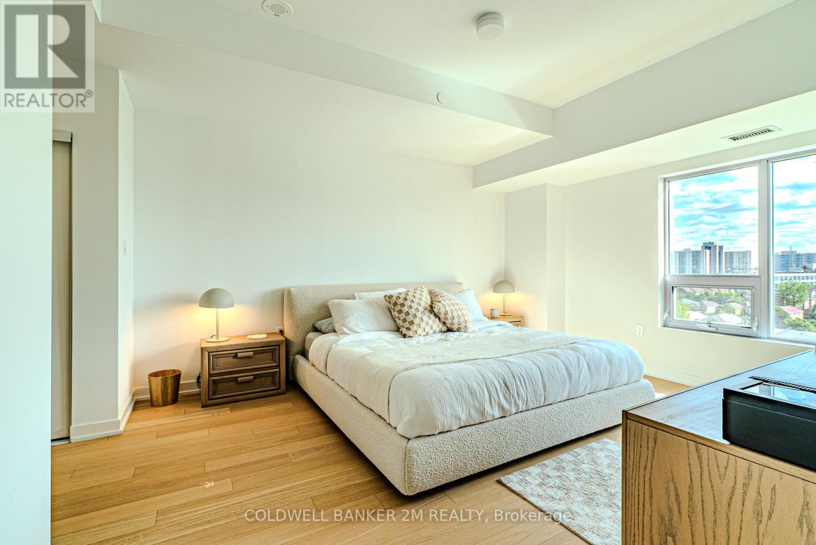 Photo 24 of 817 2433 Dufferin Street, Toronto ON