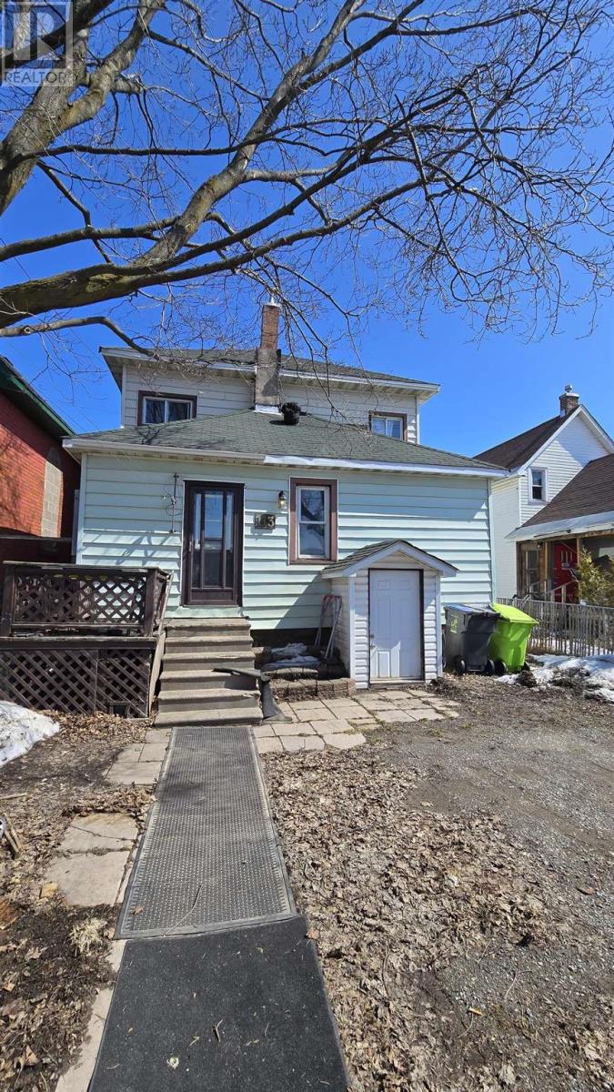 Photo 4 of 113 Grosvenor Ave, Sault Ste Marie ON