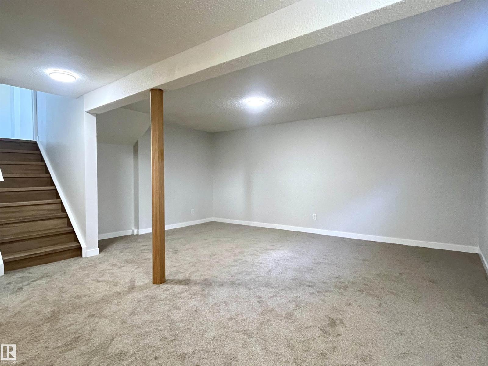 Photo 22 of 16307 112 St Nw, Edmonton AB
