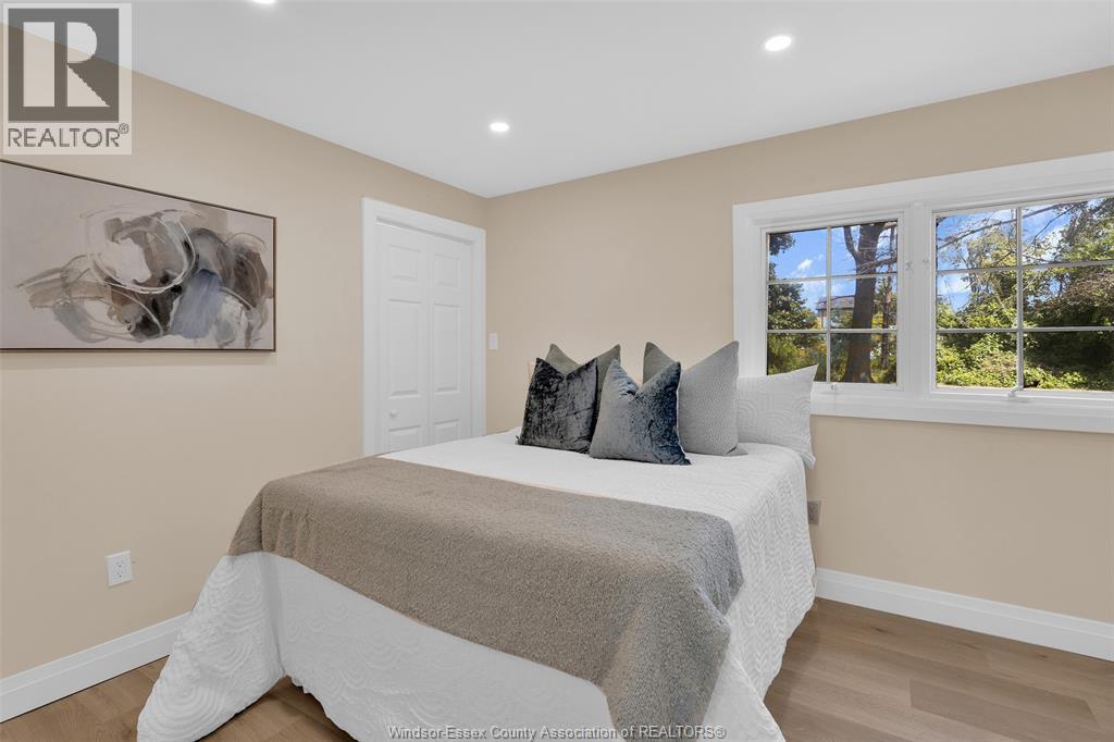 Photo 20 of 51 Senator Street, Lasalle ON