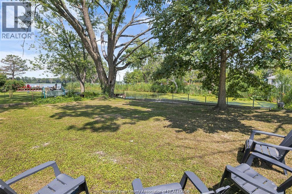 Photo 9 of 51 Senator Street, Lasalle ON
