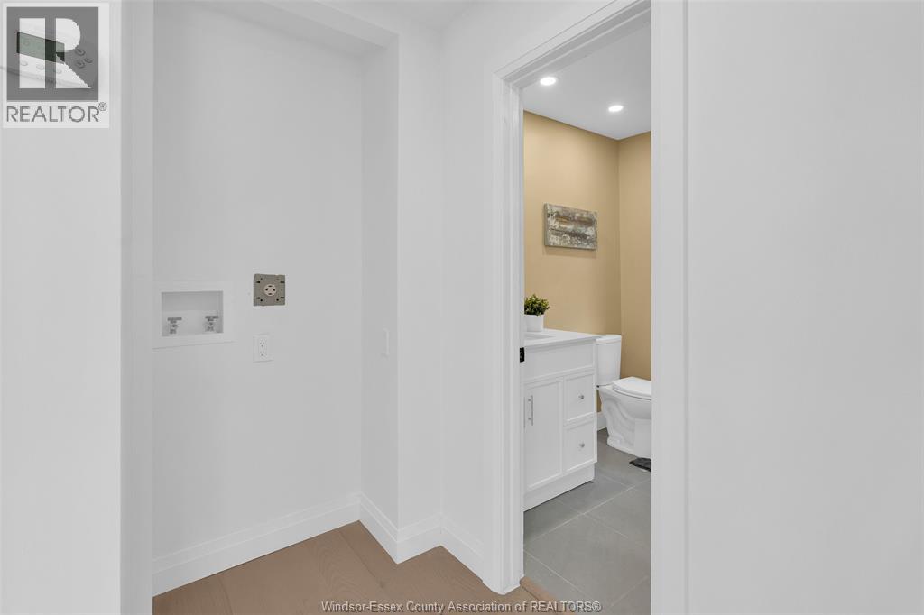 Photo 15 of 51 Senator Street, Lasalle ON