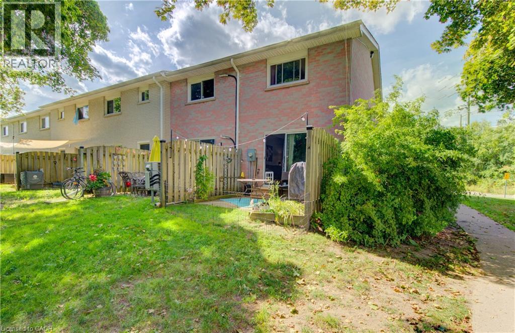 Photo 3 of 513 Weber Street N Unit A, Waterloo ON