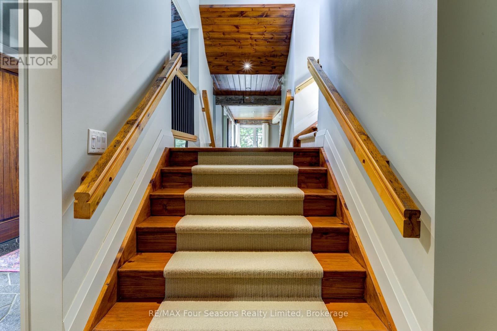 Photo 23 of 177 Osprey Heights, Grey Highlands ON
