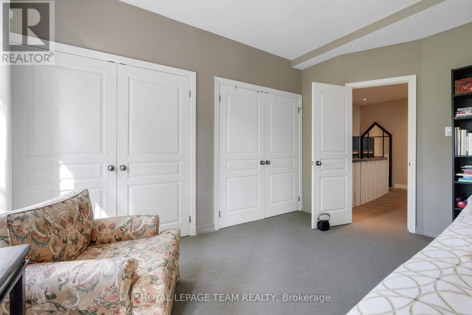 Photo 28 of 201 Clearview Avenue, Ottawa ON