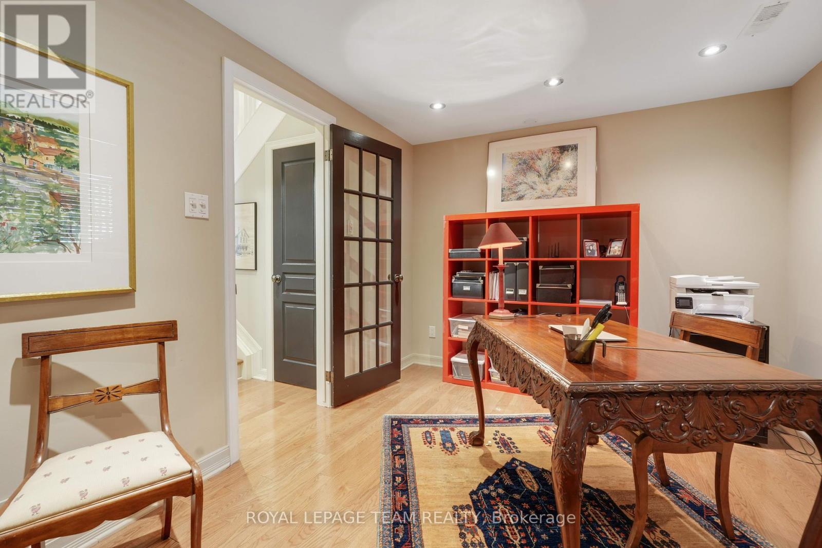 Photo 5 of 201 Clearview Avenue, Ottawa ON