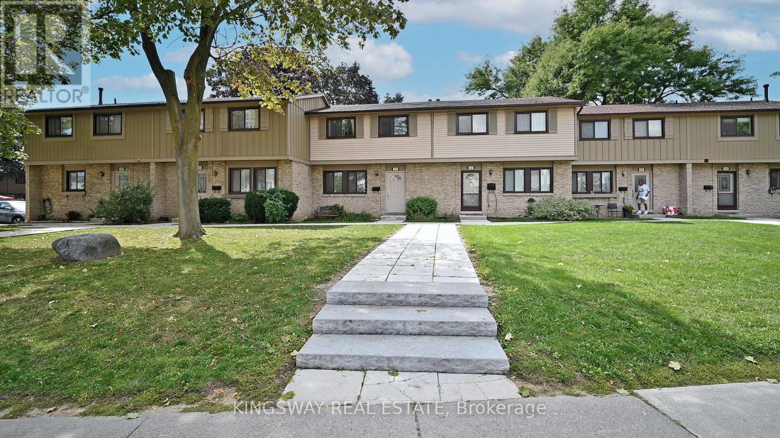 Photo 1 of 111 105 Hansen Road N, Brampton ON
