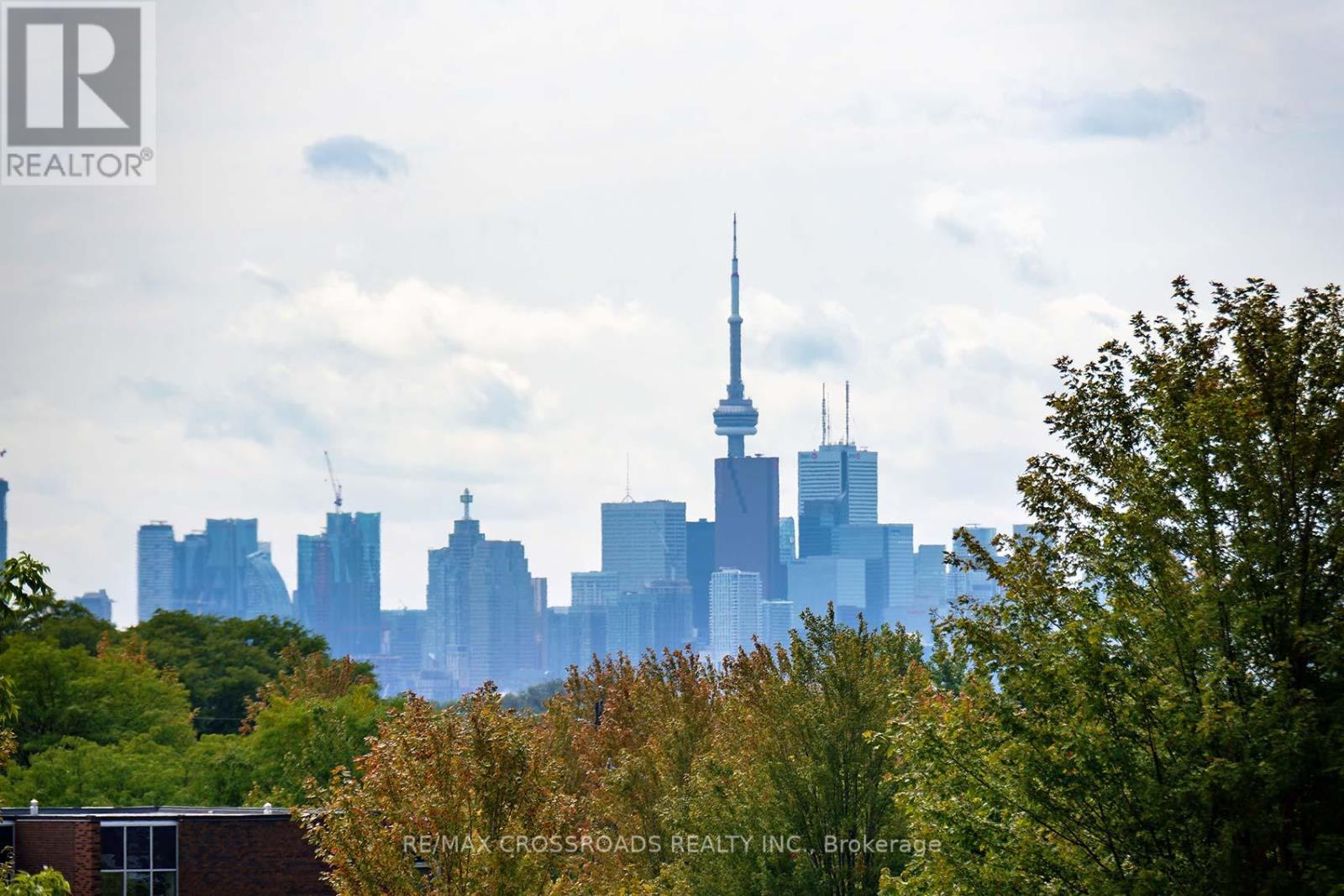 Photo 15 of 210 25 Sunrise Avenue, Toronto ON