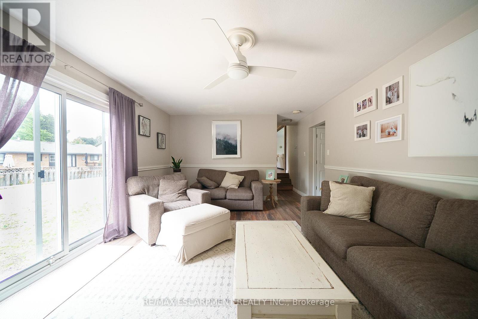 Photo 15 of 41 Westbrier Knoll, Brantford ON