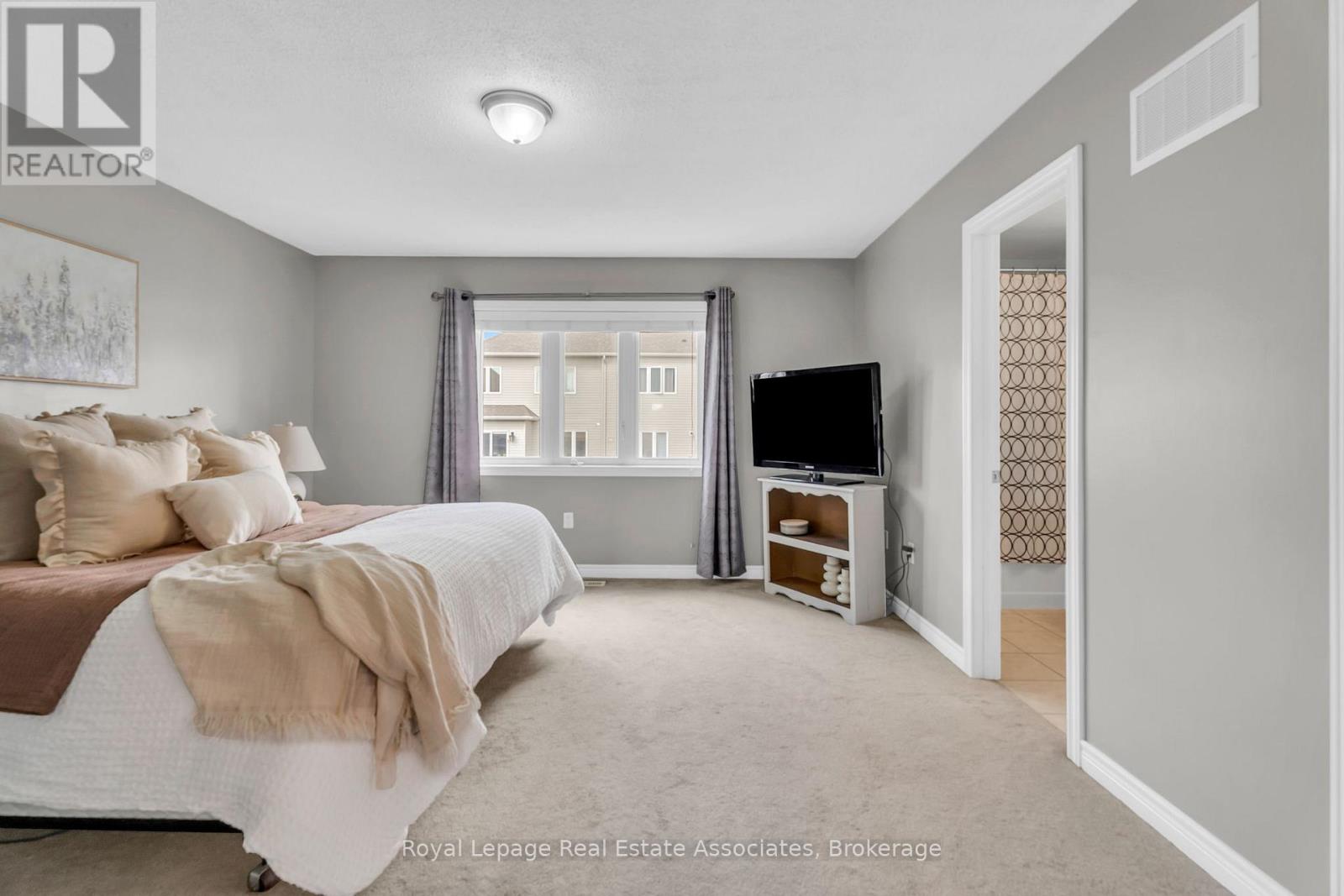 Photo 23 of 822 Cook Crescent, Shelburne ON