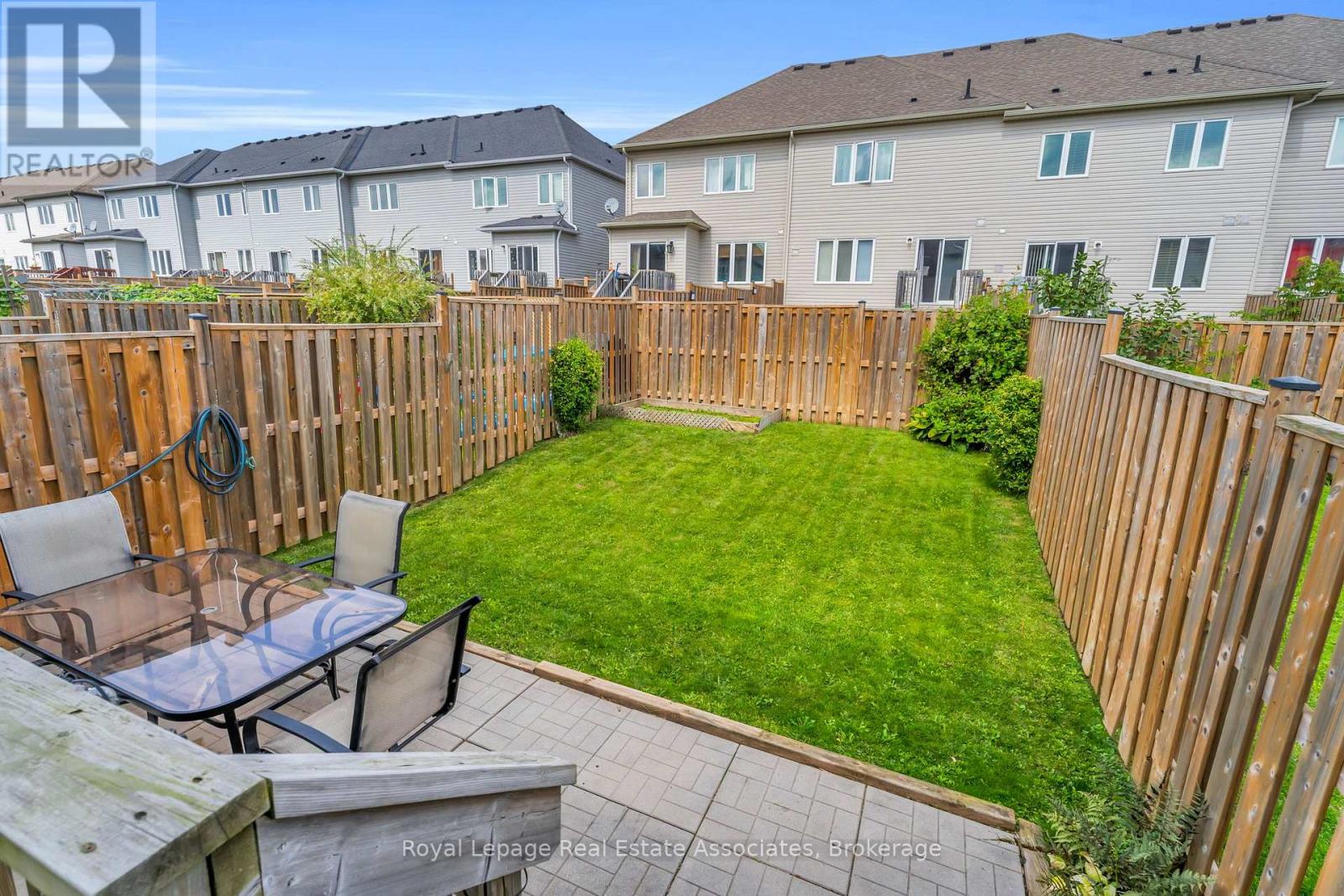 Photo 31 of 822 Cook Crescent, Shelburne ON