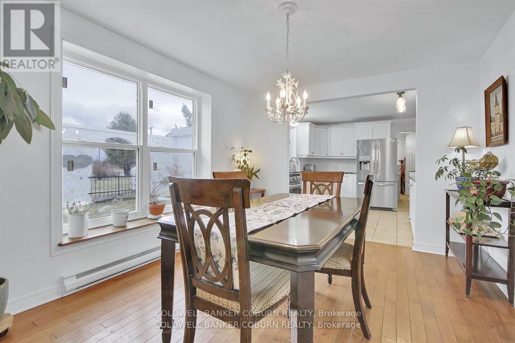 1696 MERWIN LANE - 10