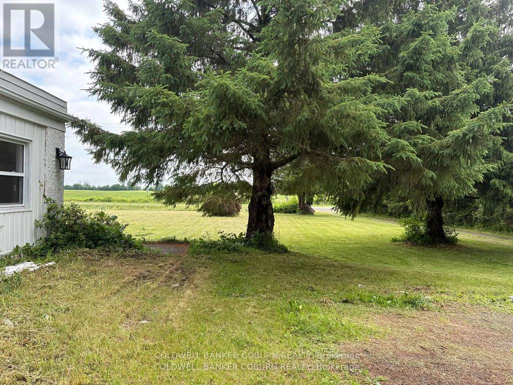 1696 MERWIN LANE - 37