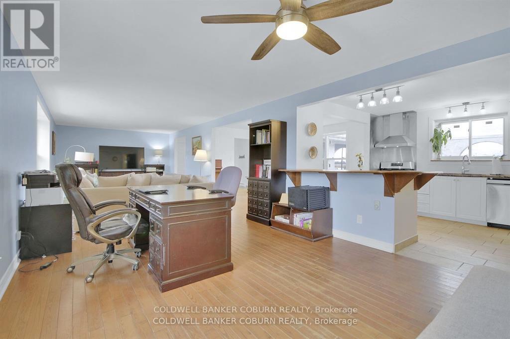 1696 MERWIN LANE - 9