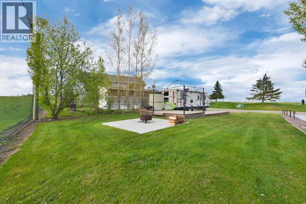 Photo 8 of 5007 25054 South Pine Lake Road, Rural Red Deer County AB