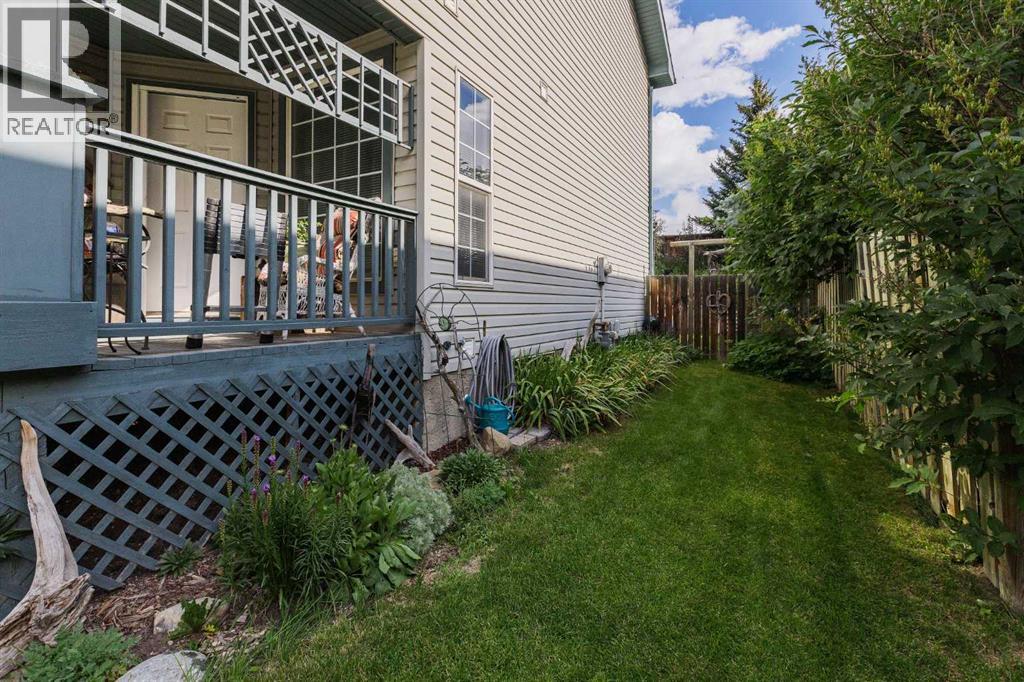 Photo 38 of 234 Quigley Drive, Cochrane AB