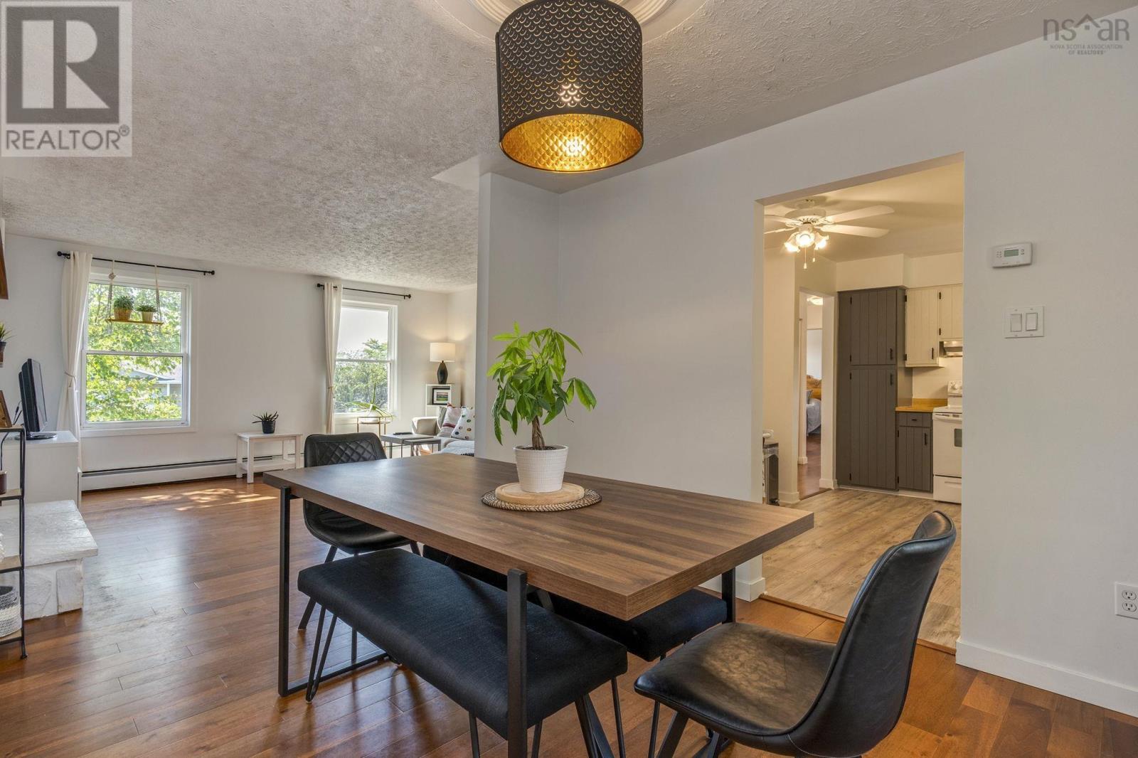 Photo 8 of 98 Collins Grove, Dartmouth NS