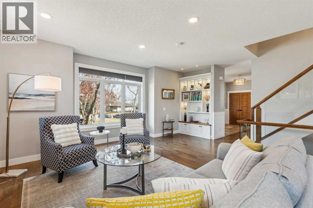 Photo 7 of 10 Glenmount Crescent Sw, Calgary AB