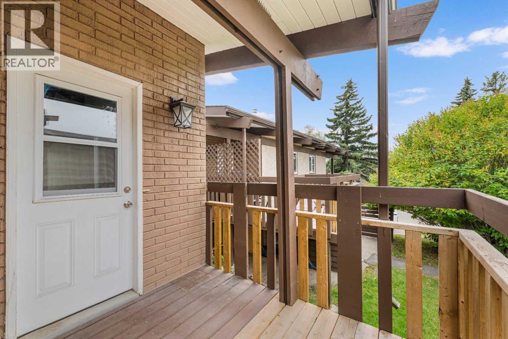 Photo 16 of 2351 50 Street Ne, Calgary AB