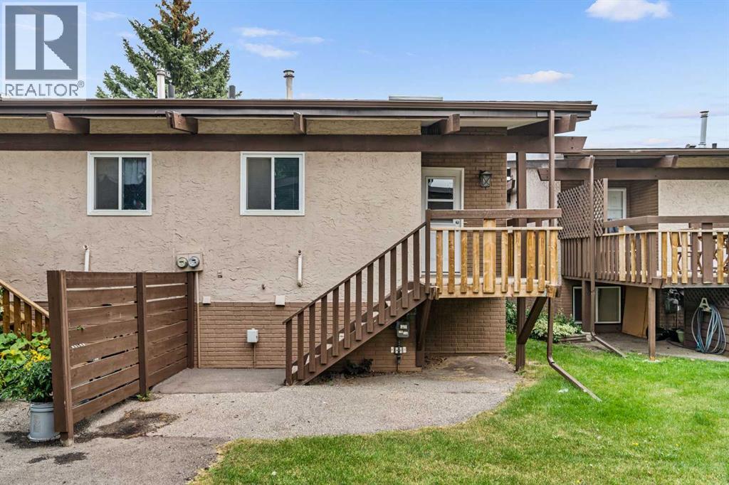 Photo 19 of 2351 50 Street Ne, Calgary AB