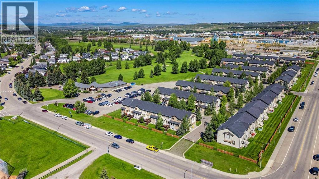 Photo 37 of 203 413 River Avenue, Cochrane AB