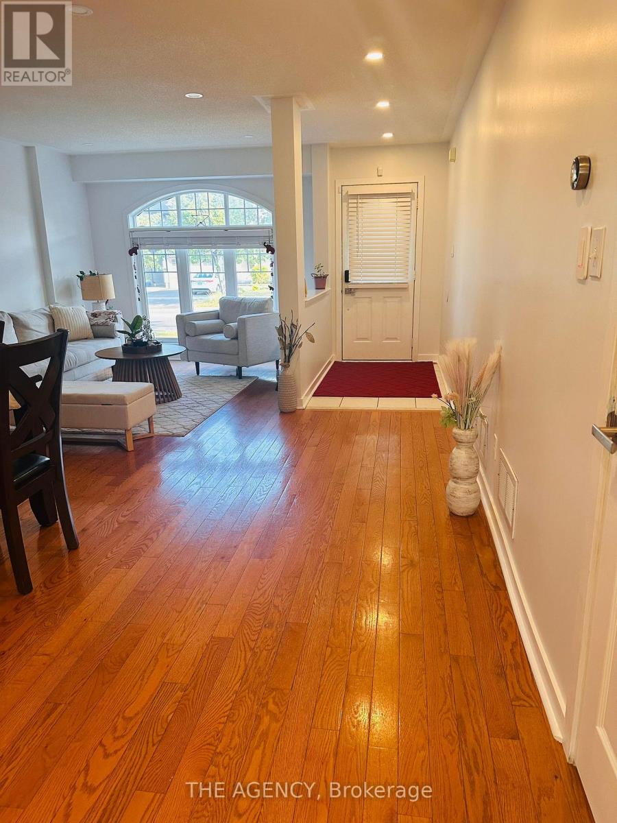 Photo 1 of 12 Robert Attersley Drive E, Whitby ON