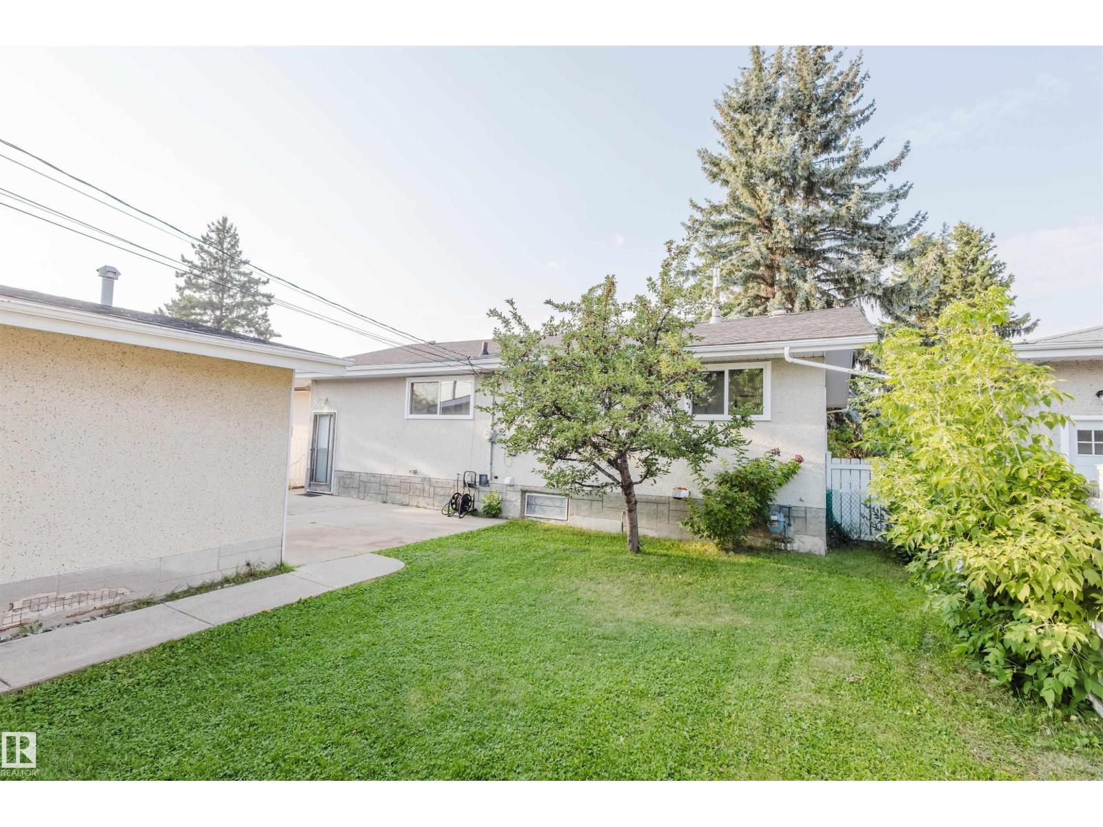 Photo 45 of 11215 41 Av Nw, Edmonton AB