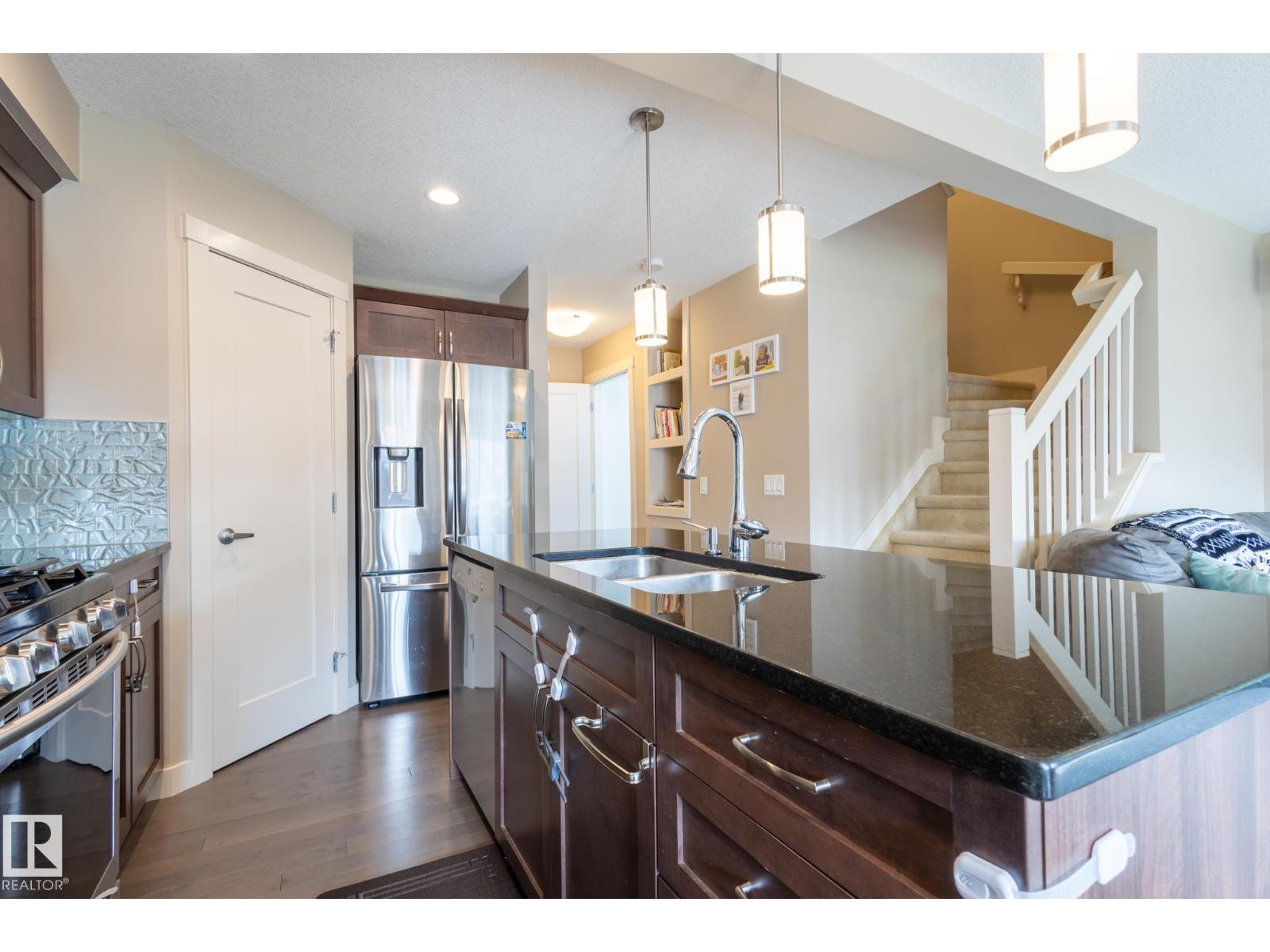 Photo 10 of 2379 Glenridding Bv Sw, Edmonton AB
