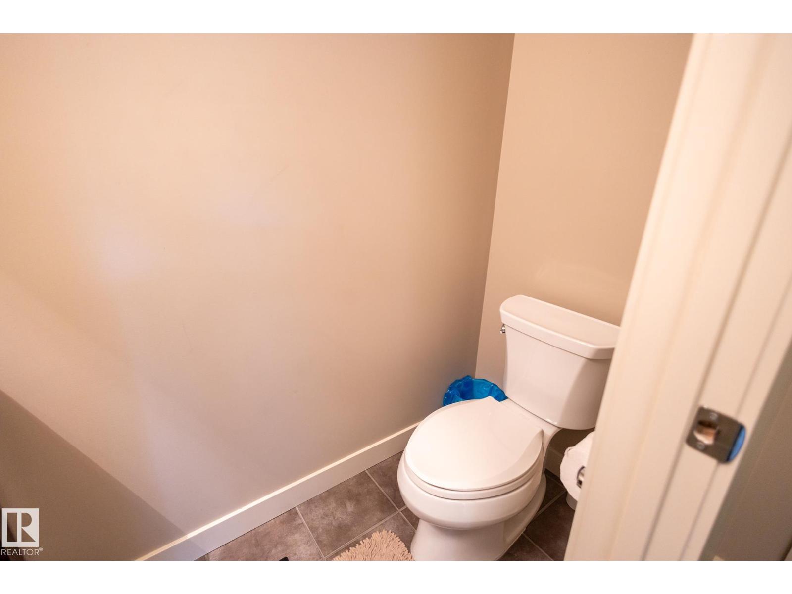 Photo 12 of 2379 Glenridding Bv Sw, Edmonton AB