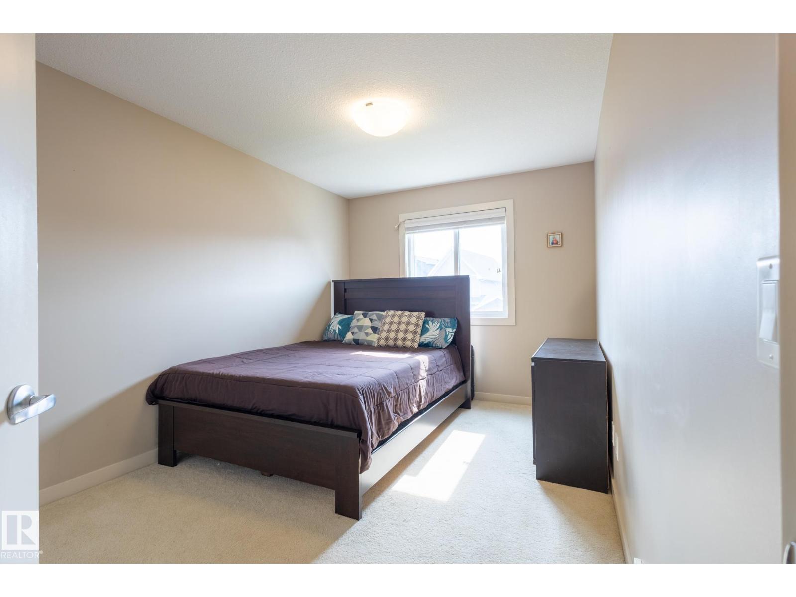 Photo 13 of 2379 Glenridding Bv Sw, Edmonton AB