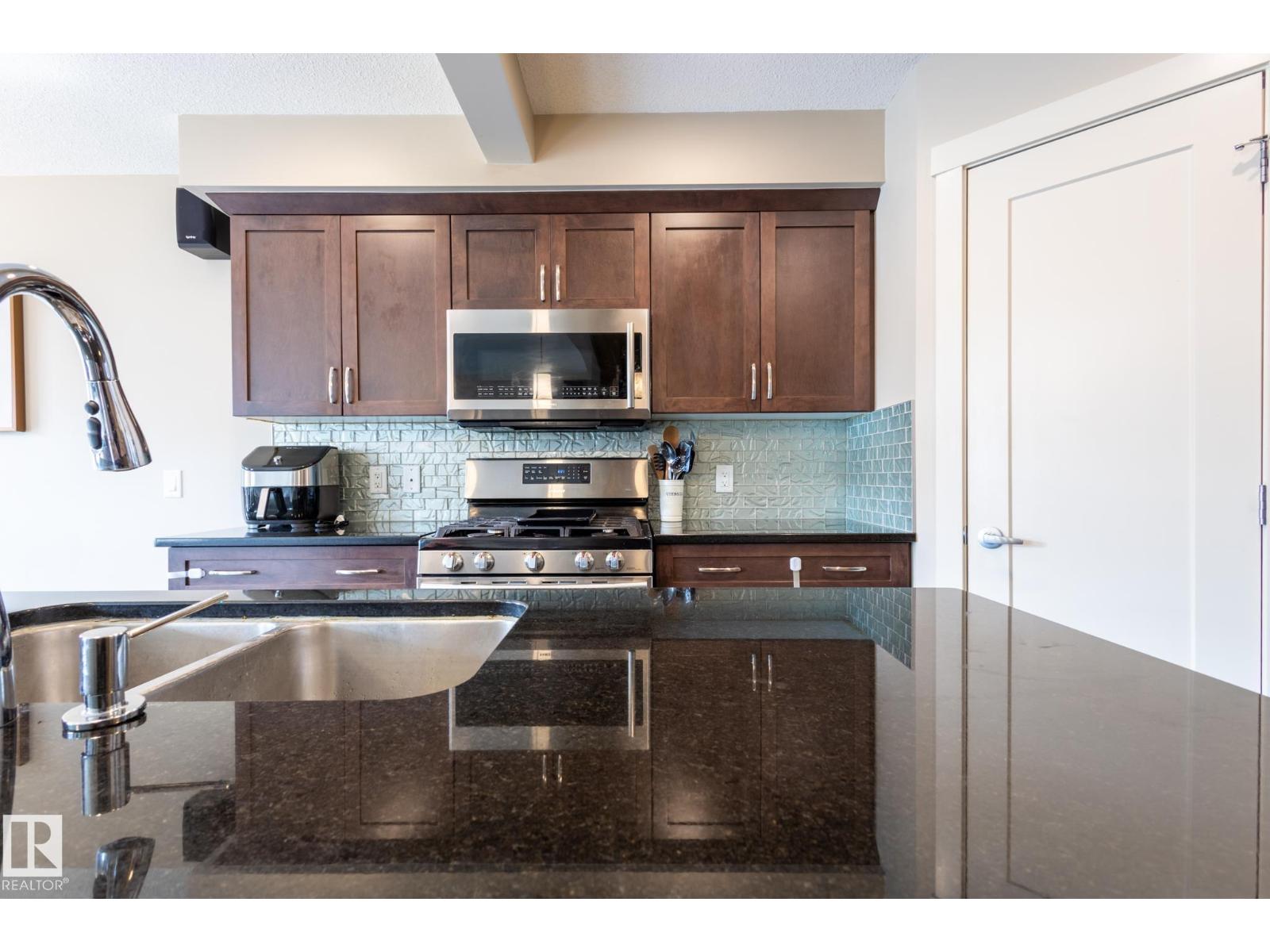 Photo 3 of 2379 Glenridding Bv Sw, Edmonton AB