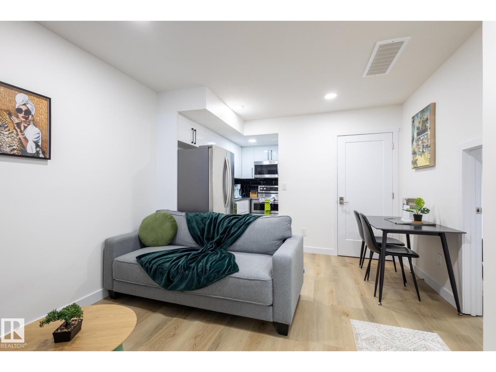 Photo 33 of 2379 Glenridding Bv Sw, Edmonton AB
