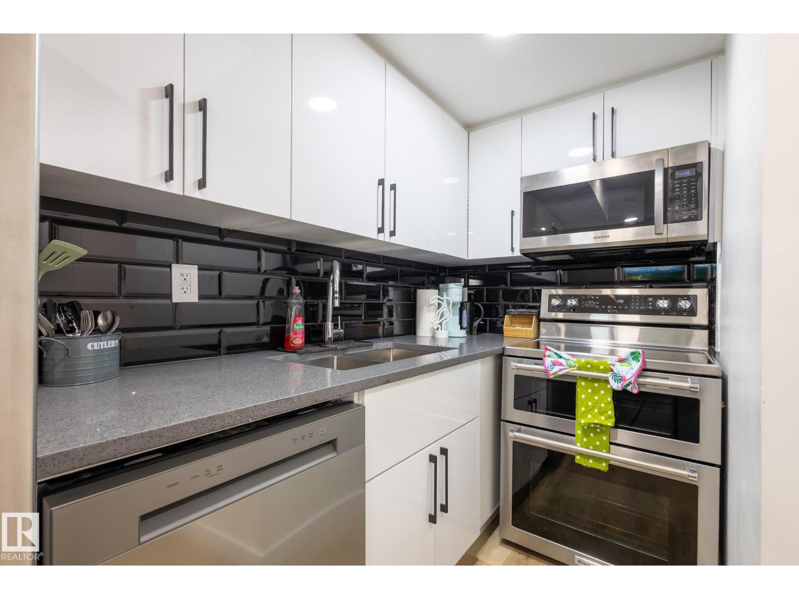 Photo 35 of 2379 Glenridding Bv Sw, Edmonton AB