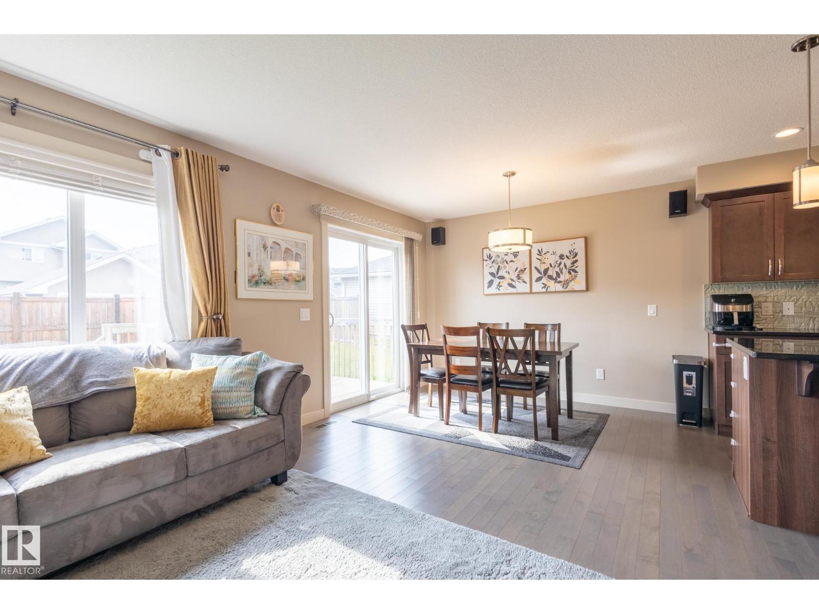 Photo 7 of 2379 Glenridding Bv Sw, Edmonton AB