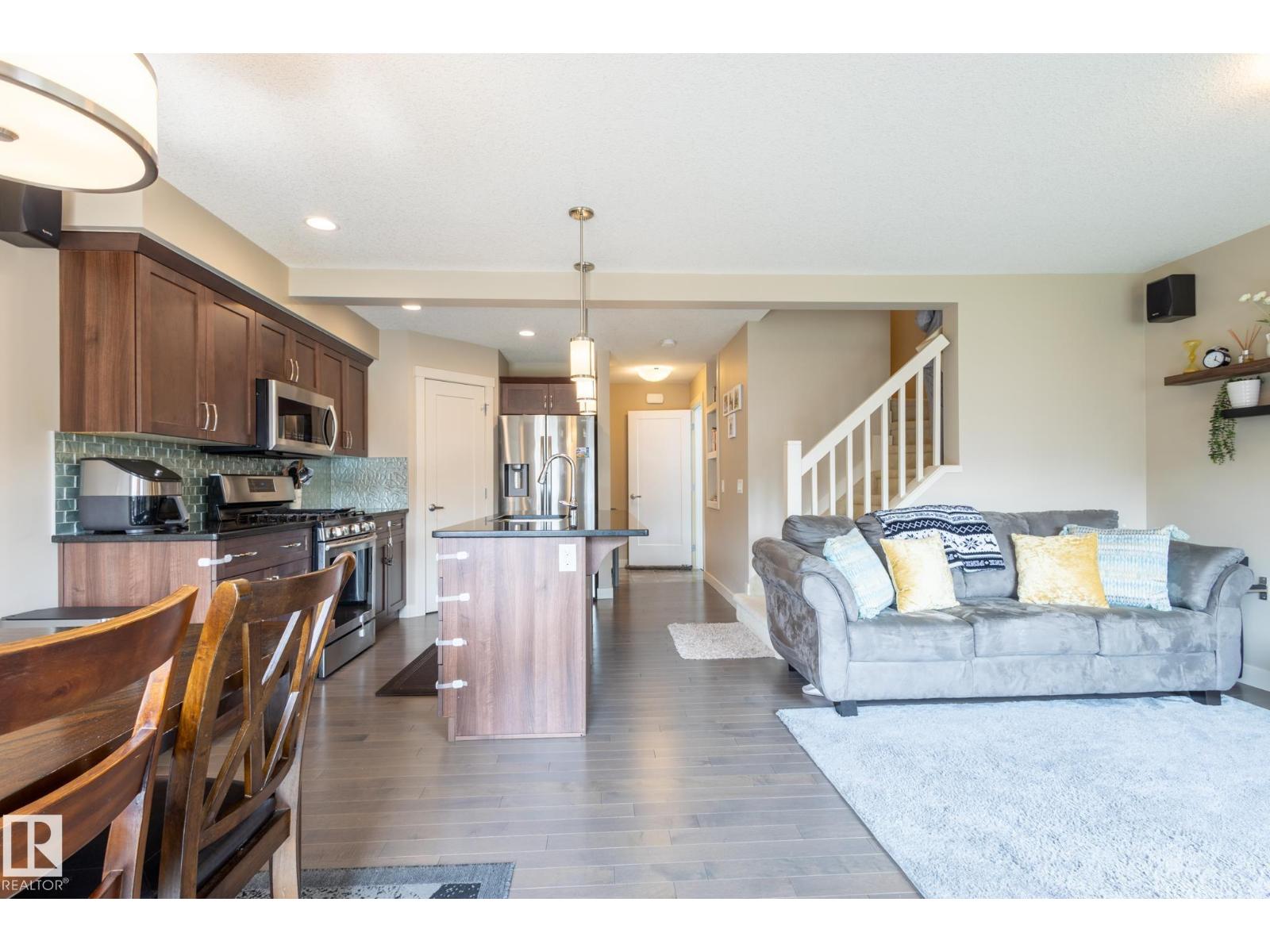 Photo 9 of 2379 Glenridding Bv Sw, Edmonton AB