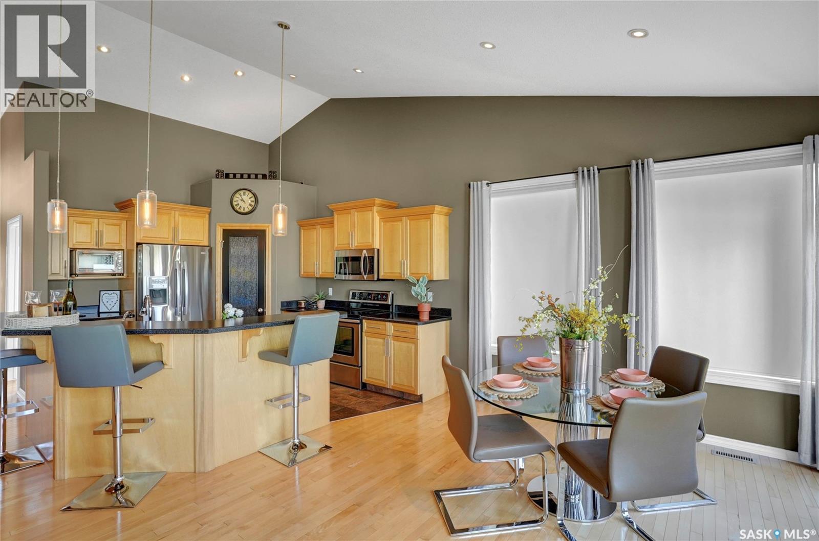 Photo 13 of 215 Calypso Drive, Moose Jaw SK