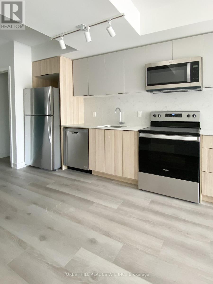 Photo 1 of 309 2000 Bathurst Street, Toronto ON