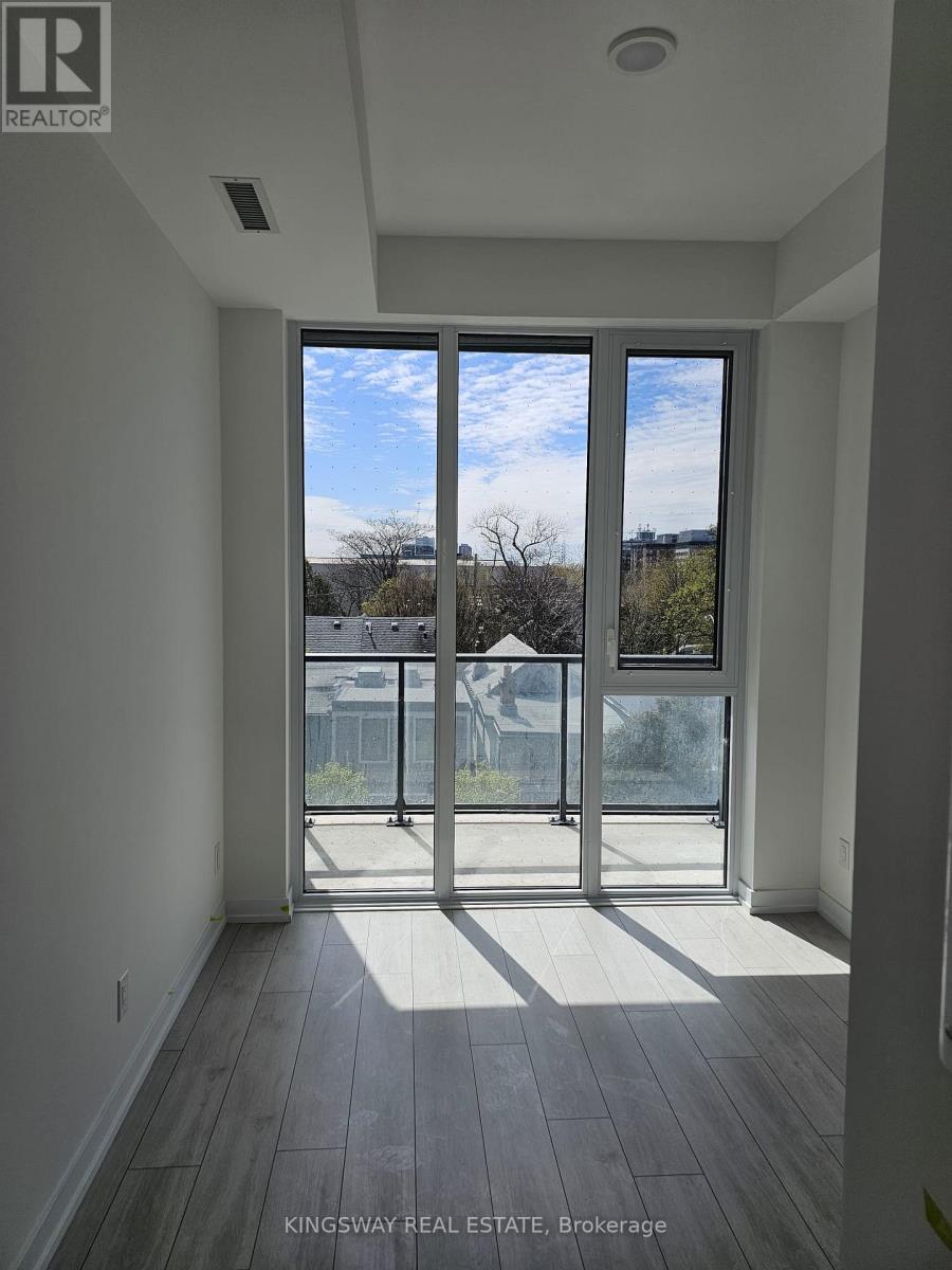 Photo 6 of 307 500 Dupont Street, Toronto ON