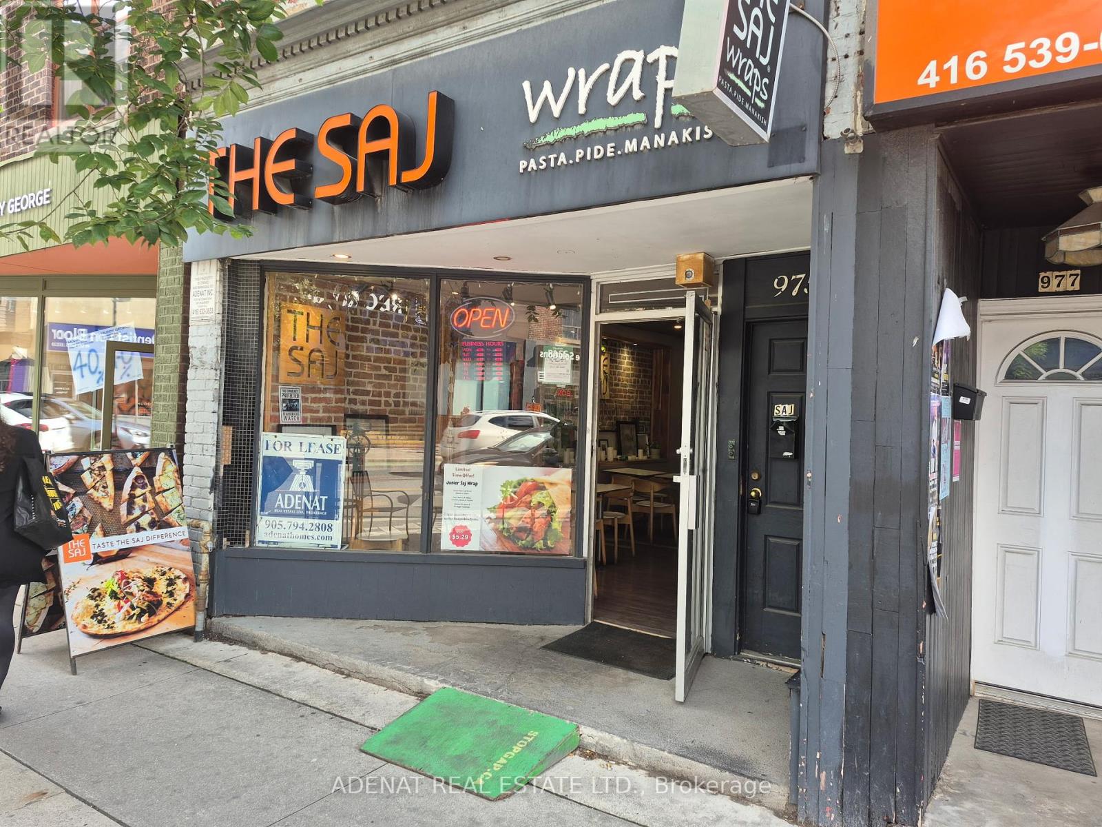 Photo 1 of 975 Bloor Street W, Toronto ON