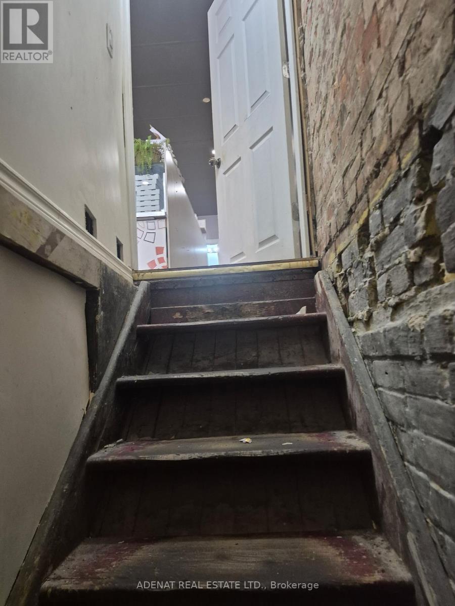 Photo 11 of 975 Bloor Street W, Toronto ON