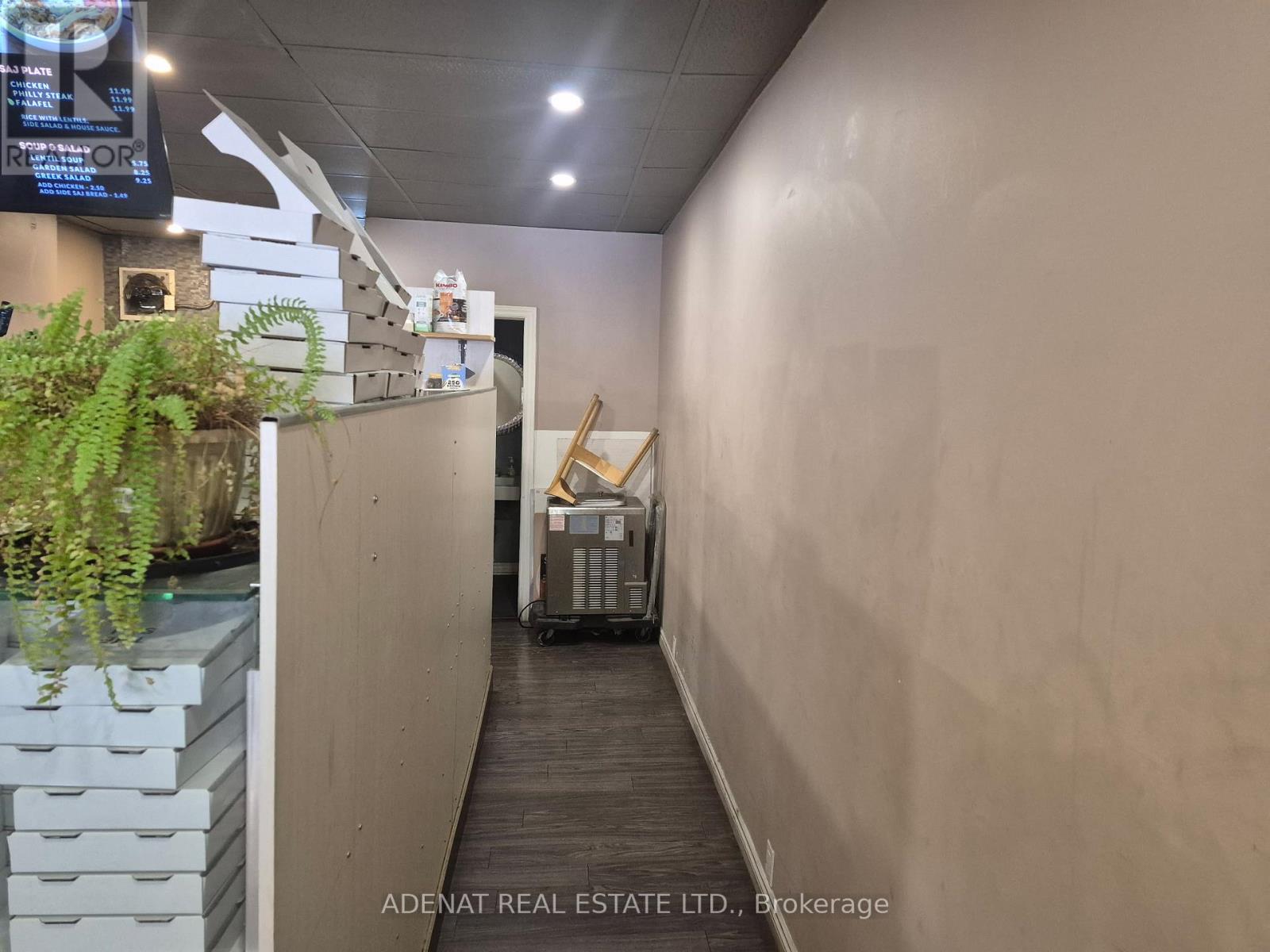 Photo 9 of 975 Bloor Street W, Toronto ON