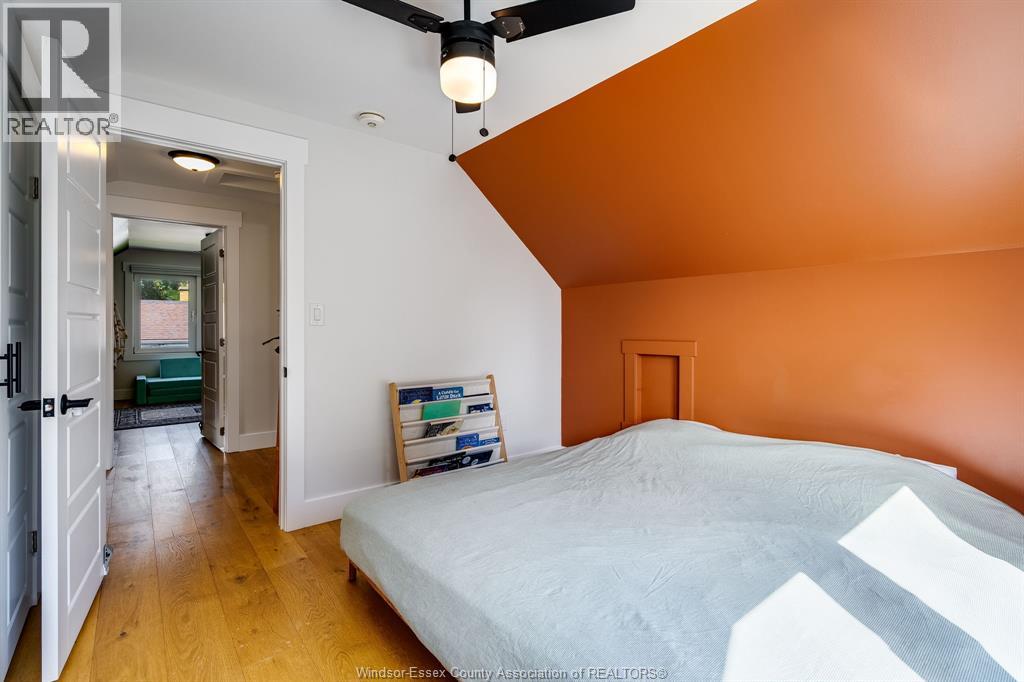 Photo 18 of 43 Danforth Ave, Leamington ON