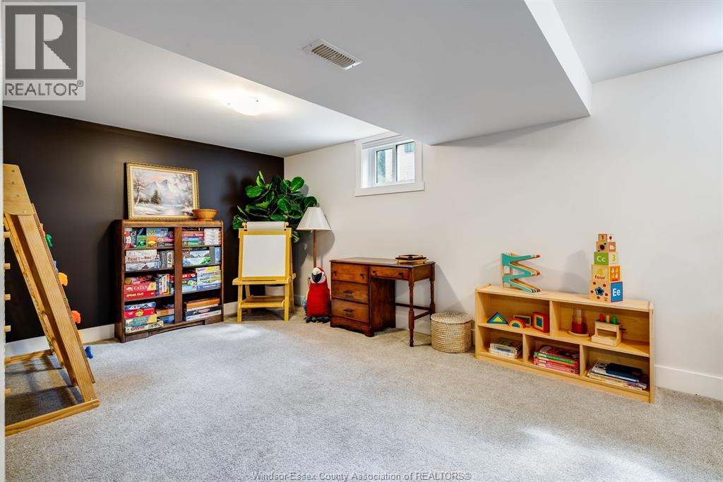 Photo 20 of 43 Danforth Ave, Leamington ON