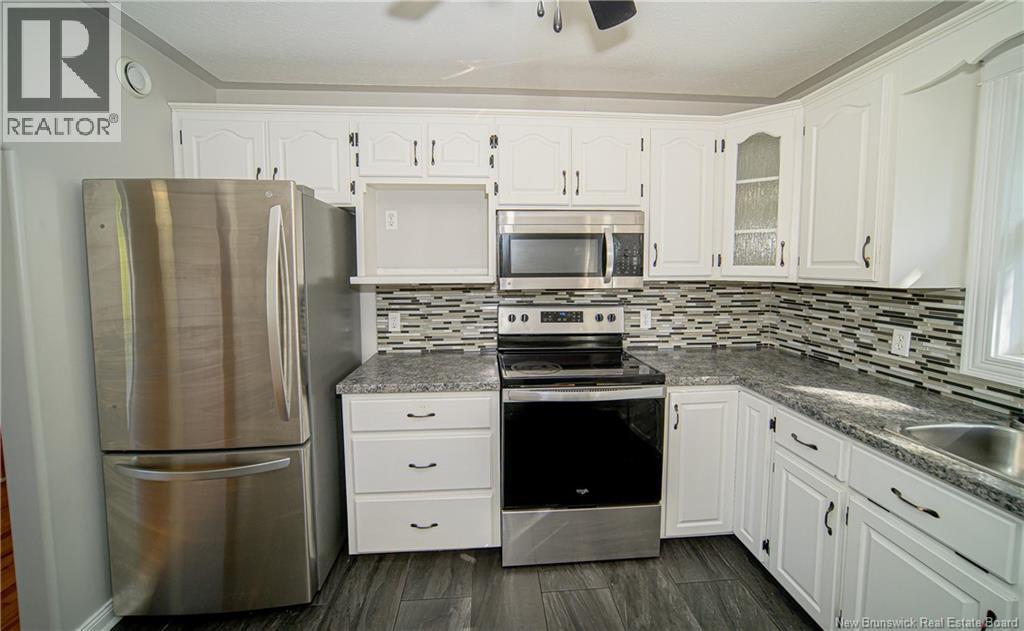 Photo 14 of 26 Willingdon Street, Oromocto NB