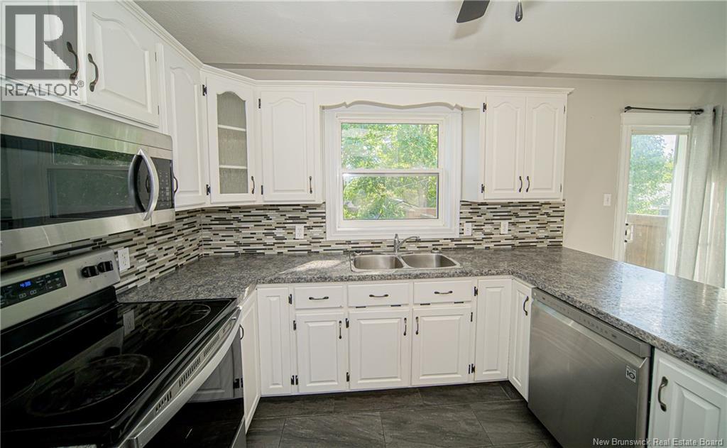 Photo 9 of 26 Willingdon Street, Oromocto NB
